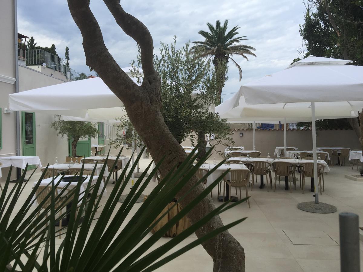 Hotel Vila Conte Veli Lošinj Exterior foto